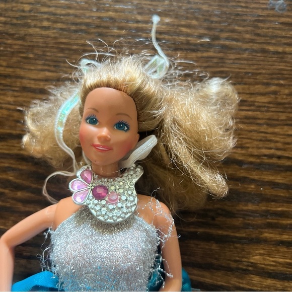 Vintage Mattel 1737 Jewel Secrets Barbie 1986 Doll Necklace And Outfits Included - Picture 6 of 7